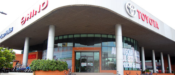 Plaza España Autos Nuevos